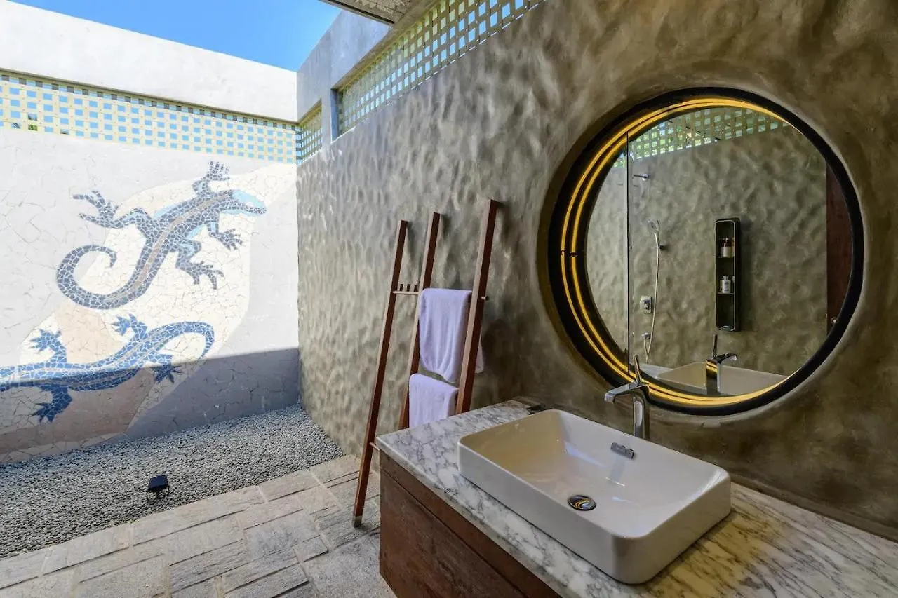 Willa Solar Crab Negombo